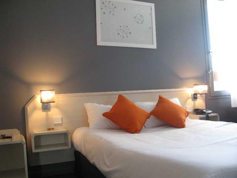 Greet Hotel Massieux Lyon Nord Ngoại thất bức ảnh
