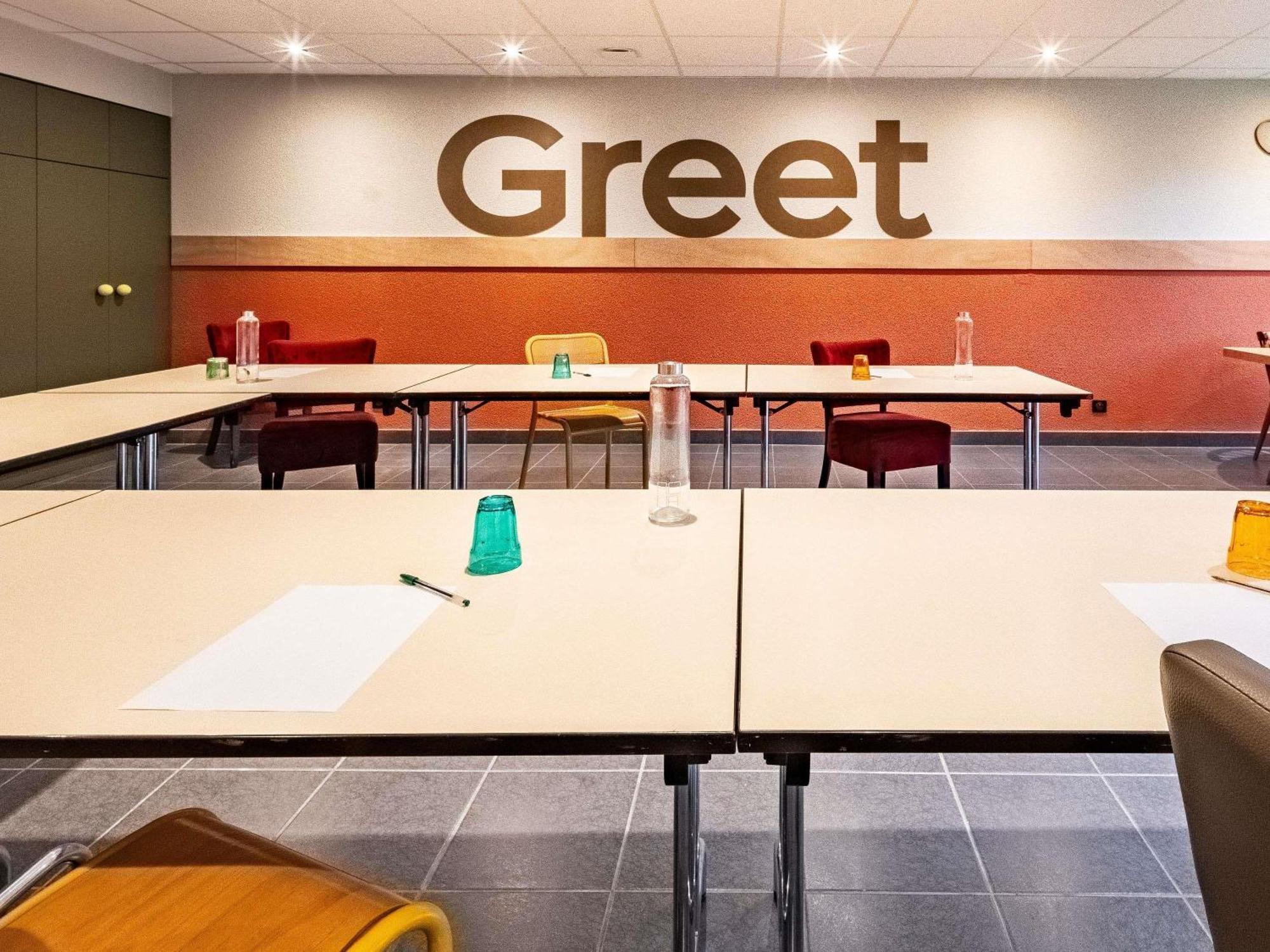 Greet Hotel Massieux Lyon Nord Ngoại thất bức ảnh