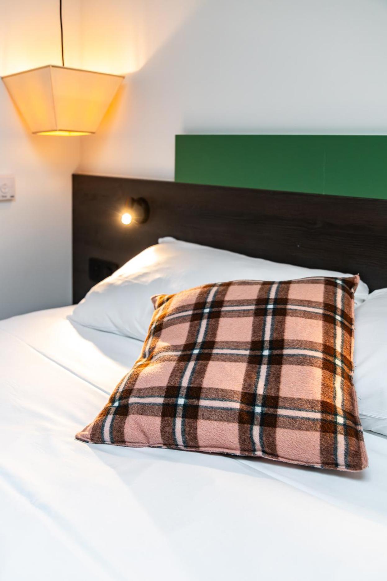 Greet Hotel Massieux Lyon Nord Ngoại thất bức ảnh